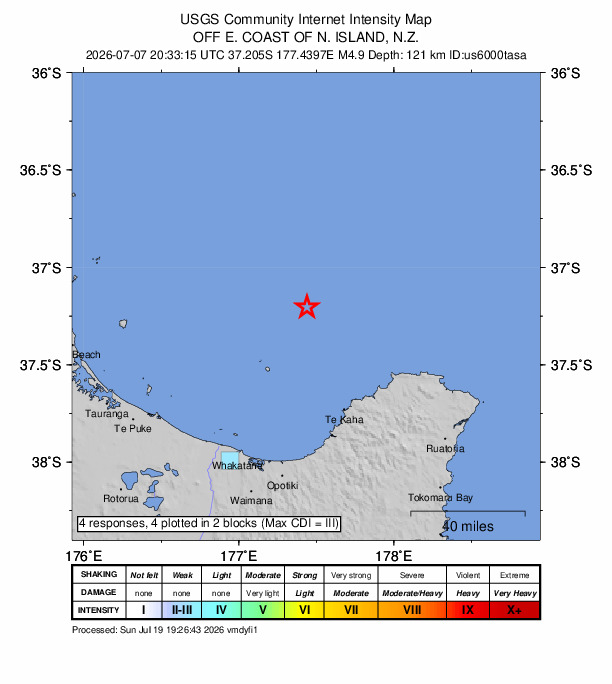 USGS DYFI community-reported intensity map for the M4.9 earthquake near 87 km WNW of Hicks Bay, New Zealand
