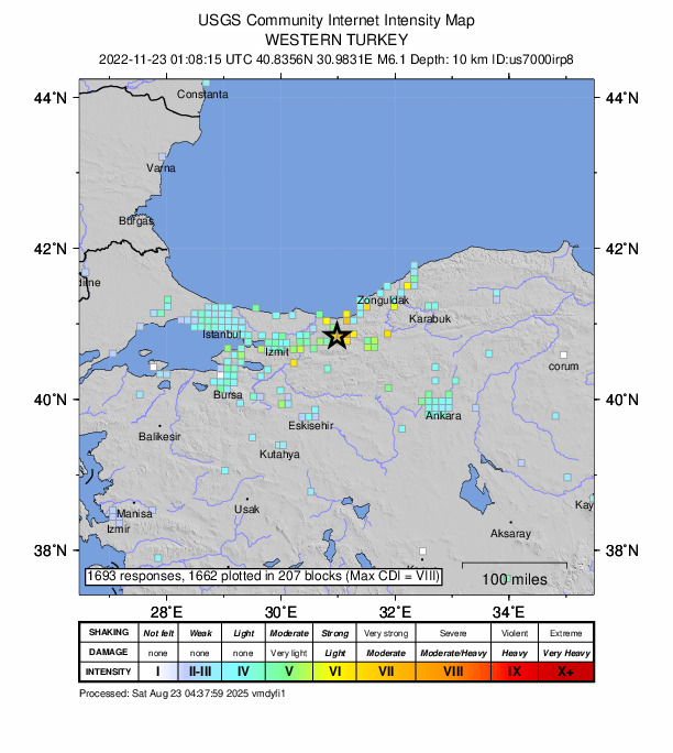 USGS DYFI community-reported intensity map for the M6.1 earthquake near 15 km W of Düzce, Turkey