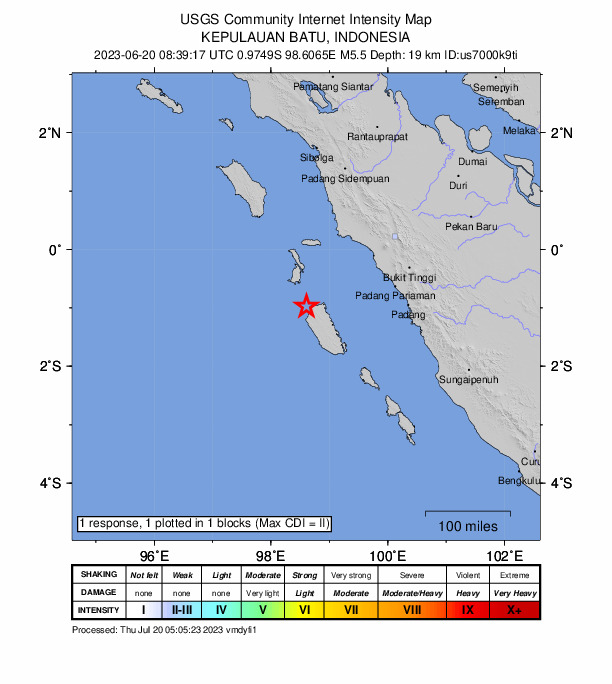 USGS DYFI community-reported intensity map for the M5.5 earthquake near 160 km NW of Tuapejat, Indonesia