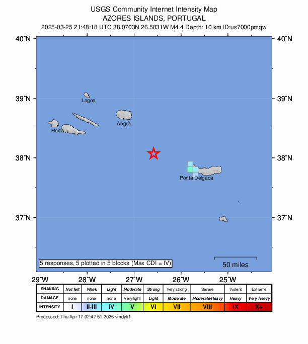 USGS DYFI community-reported intensity map for the M4.4 earthquake near 69 km WNW of Mosteiros, Portugal