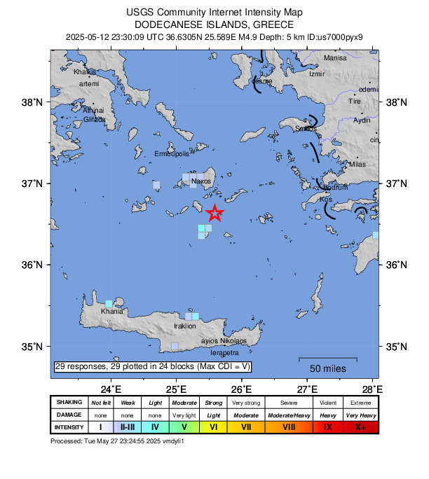 USGS DYFI community-reported intensity map for the M4.9 earthquake near 26 km NE of Oía, Greece