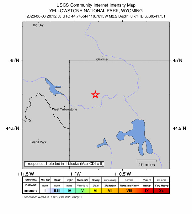 USGS DYFI community-reported intensity map for the M2.2 earthquake near 26 km SSW of Mammoth, Wyoming