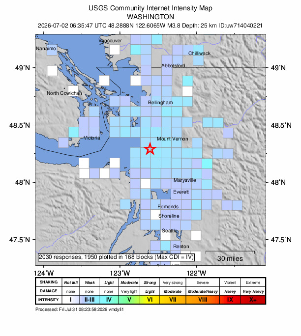 USGS DYFI community-reported intensity map for the M3.8 earthquake near 2 km E of Oak Harbor, Washington